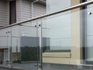 GLASS RAILING